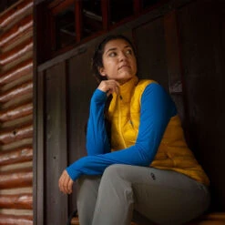 Outdoor Research SuperStrand LT Vest Women -Edelrids Sport Outdoor Store 2896362034ENV3