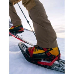 Atlas Helium BC Snowshoes -Edelrids Sport Outdoor Store atlas 2021 helium bc lifestyle 2