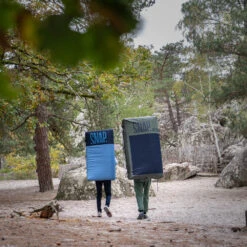 Snap Climbing Hip Crash Pad -Edelrids Sport Outdoor Store snap crash pads hip bleu back 1